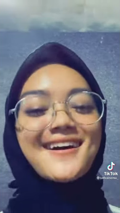safira inema berhijab cantik banget