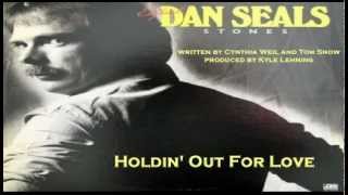 Video voorbeeld van "Dan Seals - Holdin' Out For Love (1980)"