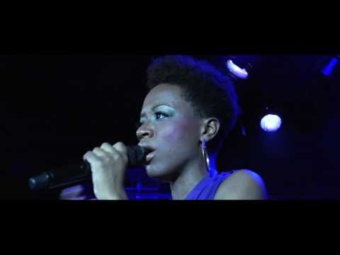 Kimberly Nichole performs "Disconnected"