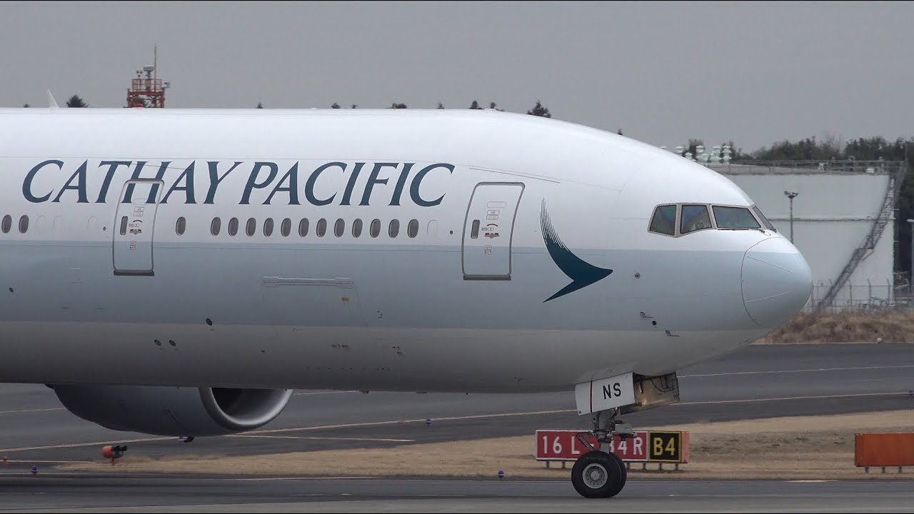 Cathay Pacific Boeing 777-300 B-HNS Landing at NRT 34R - YouTube