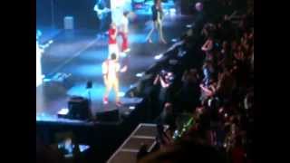 Na Na Na One Direction 6/2/12 Chicago