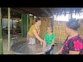 Tuyen's mother came to Tuyet's house and wanted Tuyet to marry her son