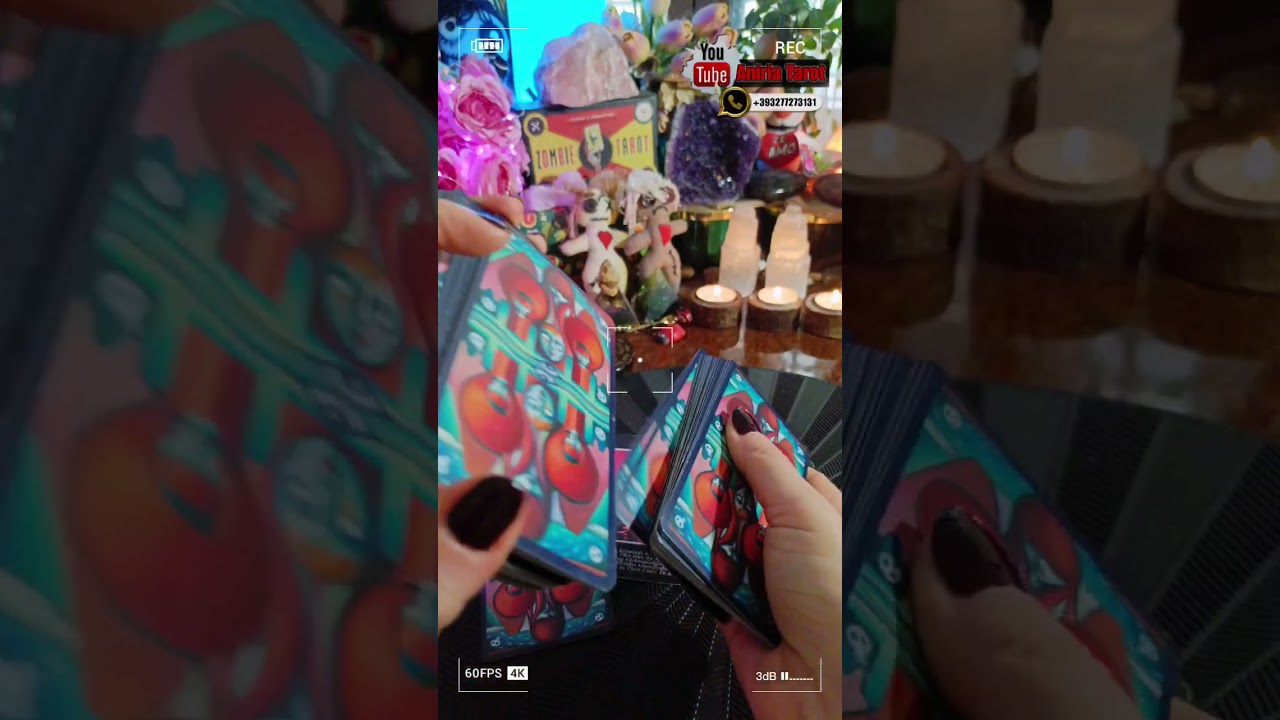 ✨️QUALCUNO TI PENSA TANTO...CHI È? | TAROCCHI 