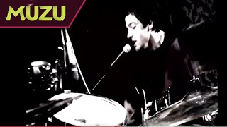 Escape Act - Folded Arms | MUZUTV Live Sessions