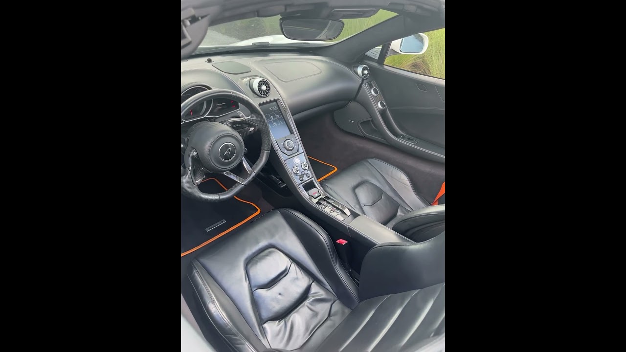 2014 McLaren 12C Spider Interior