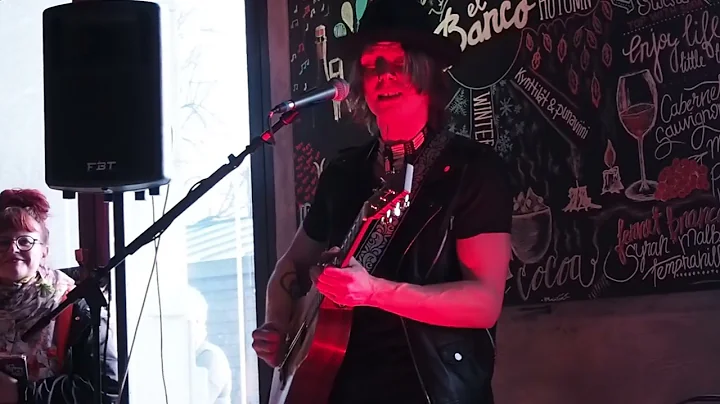 Pauli Oscari - Acoustic Gig 30.4.22 "Little Star"