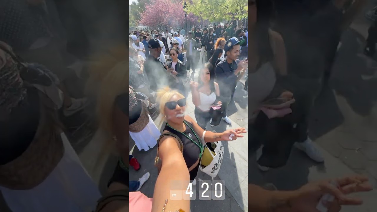4/20 at Washington Square Park! 💚 