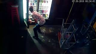 Do you recognize this man?