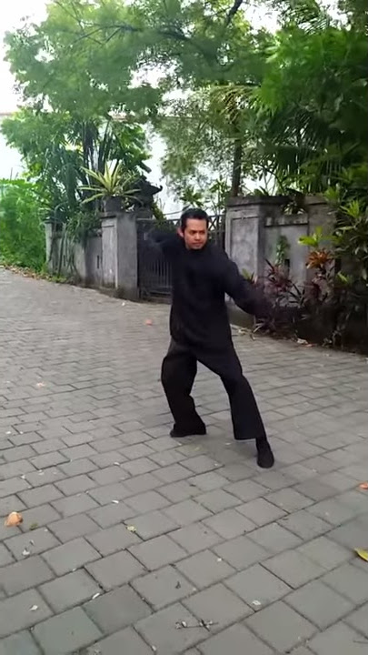 Lulusan SMP ( Sang Mantan Pendekar )