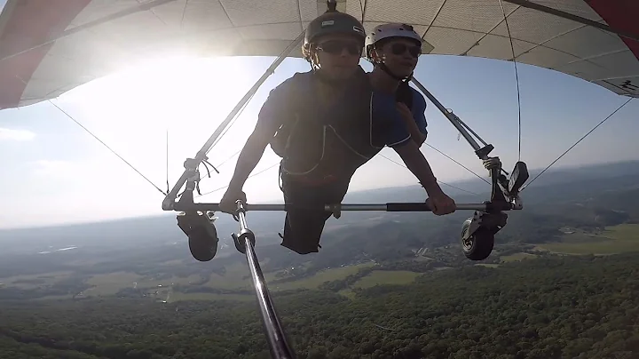 Hui Li Tandem Hang Gliding Lookout Mountain