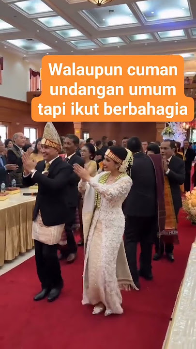 👰 nya pintar bgt manortor, kita doakan penggantinya bahagia sampai tua ☺️#wedingbatak #adatbatak