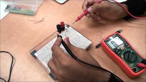 Lab 2 - EECS 1011 Section E Circuit World