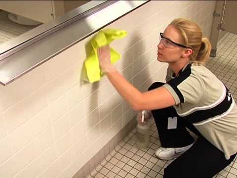 How To Freshen Up In A Public Bathroom?