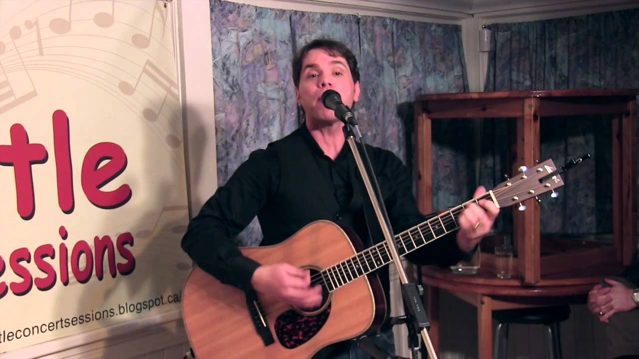 Terry Penney sings Sailor at the Rose and Kettle