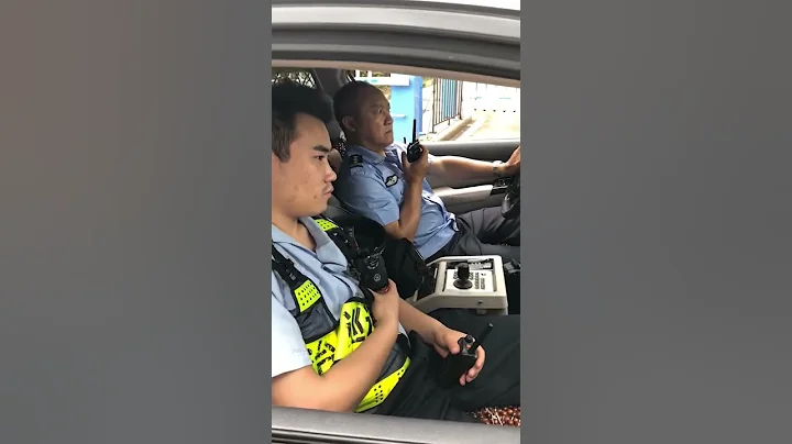 马兴瑞省长原深圳市委书记深圳市长陈如桂，深圳政法委书记李华楠，这是派出所出警的时候，爱理不理，之后就走了.中国第一大贪官，深圳市长陈如桂，罗湖区委书记贺海涛.贪了几千亿国有资产.官商勾结。利益输送 - 天天要闻