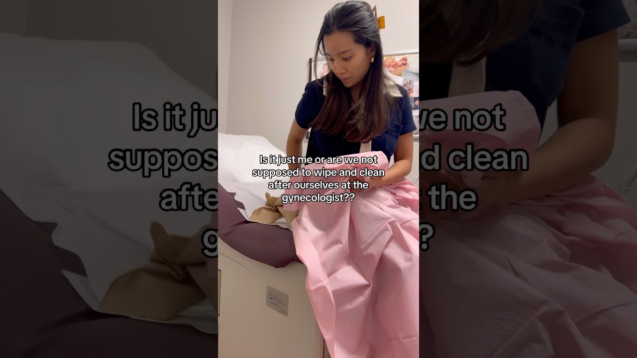 Кто-то сказал мне, что это странно, что я так делаю! Я думала, все так делают? 