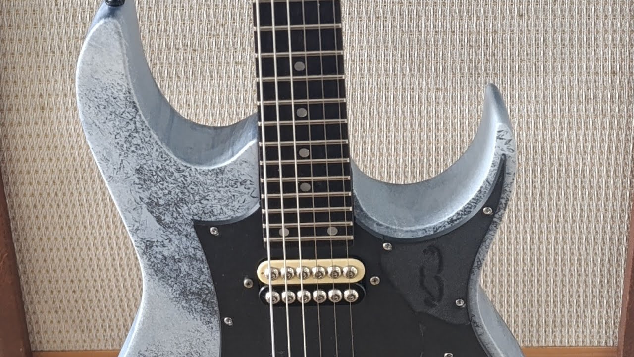 Uma Transformação total. Guitarra Super Strato.