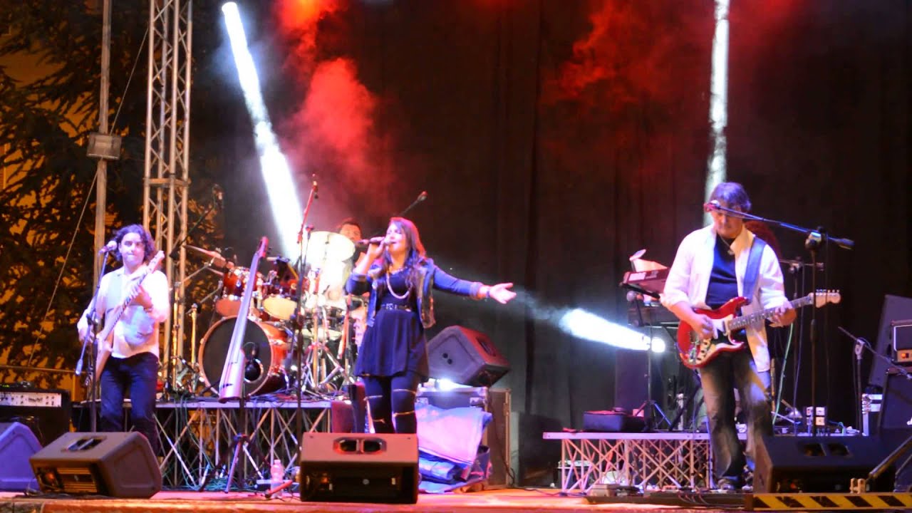 hot stuff - Stella Anton - covergame