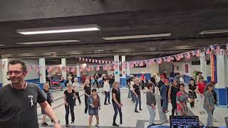 Blues Eyes line dance (country Novices)