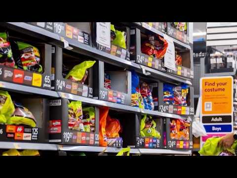 Halloween spending expected to hit record $13.5 billion in 2026