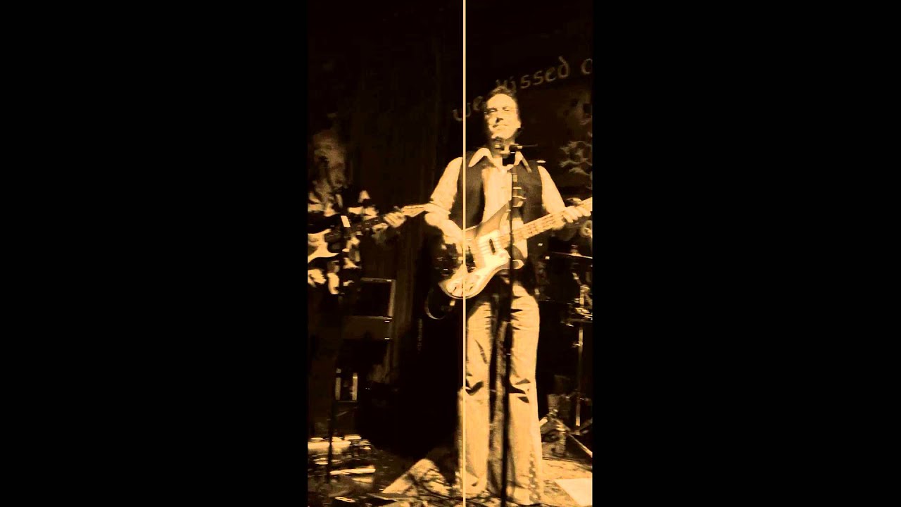 The 70's Magic Sunshine Band Live - YouTube