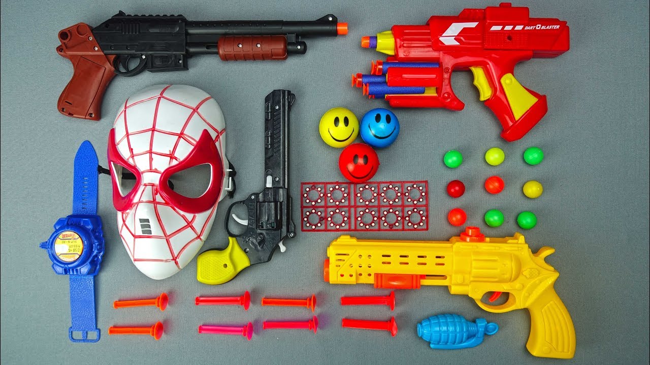 Toy Guns Toys !! Box with Toys Colorful Spiderman Toy Guns and Weapons
