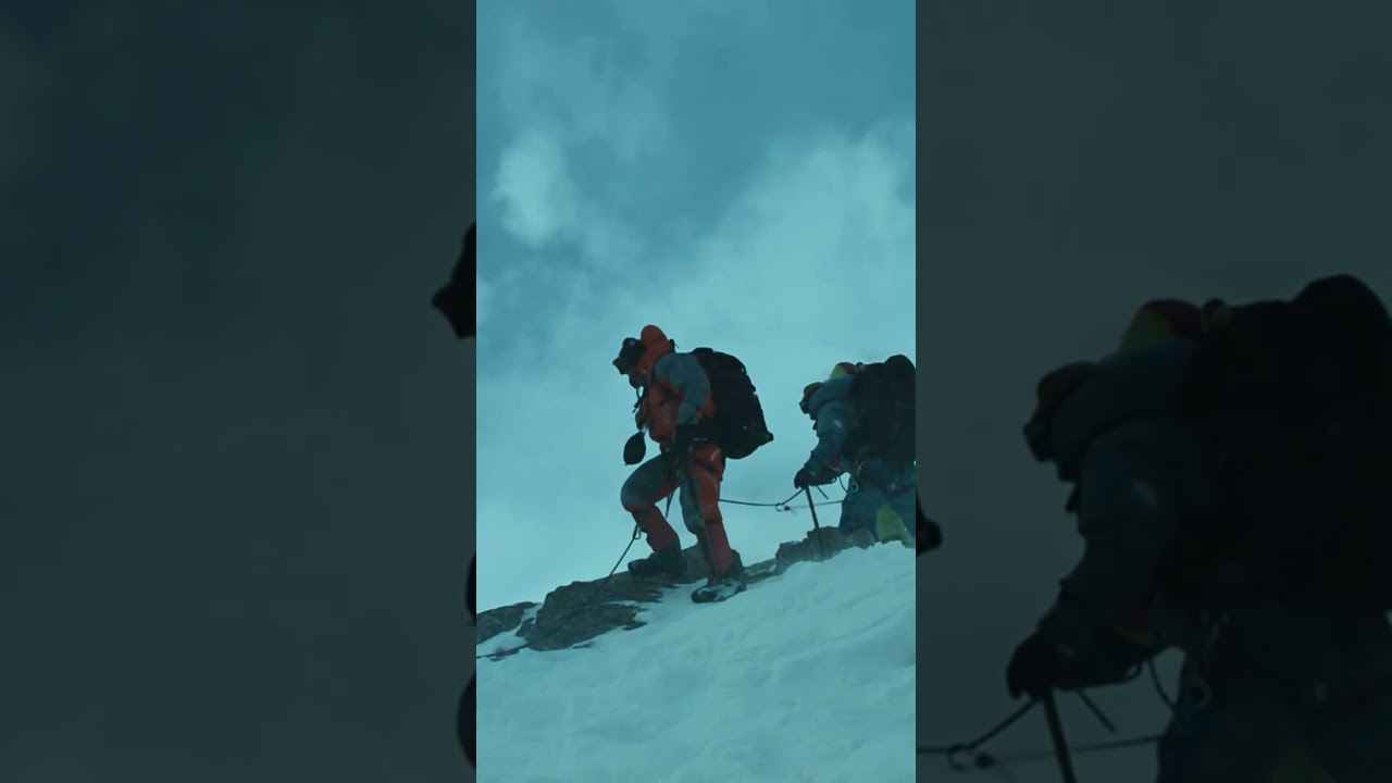 The Ice Storm Hits Mt. Everest ⛰️❄️ #Everest #Shorts