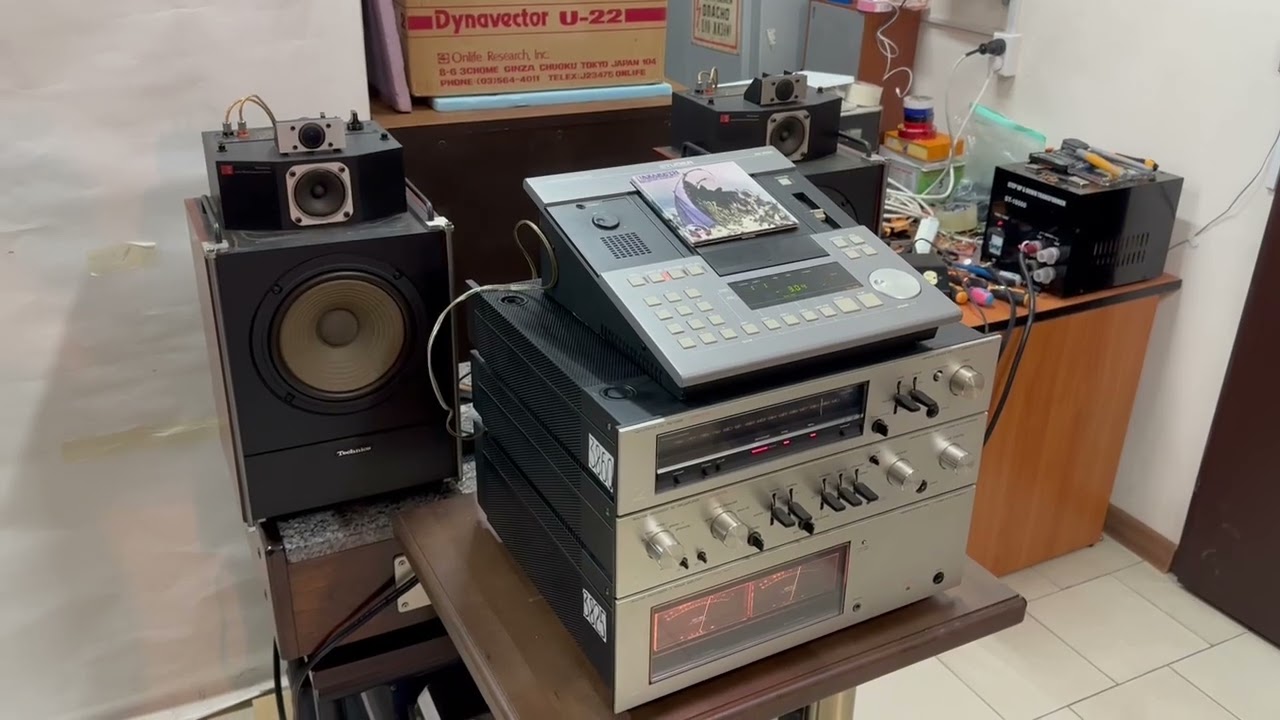 Amplifier, preamp, tuner Luxman 5M21, 5C50, 5T10 - YouTube