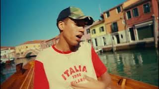 WizTheMc - Left Will Go Right