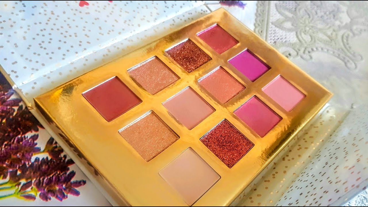 Essence Palette From Santa With Love