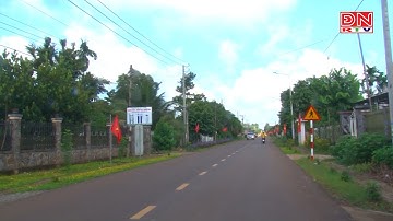 ĐƯỜNG ẤP 6 XÃ XUÂN BẮC RỰC RỠ CỜ HOA