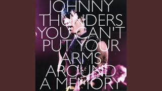 Vignette de la vidéo "Johnny Thunders - Do You Love Me? (Live at The Speakeasy)"