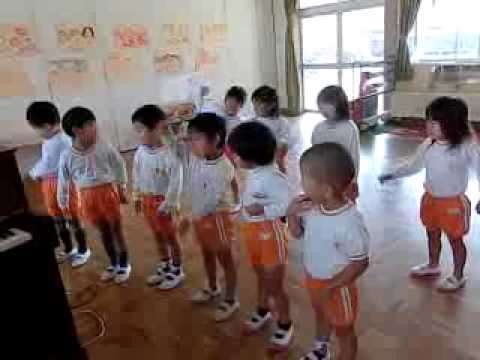 リトミック（４歳児クラス） 2013年10/30