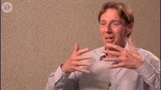 Deel 5, Ronald Bernard: de lokale machten