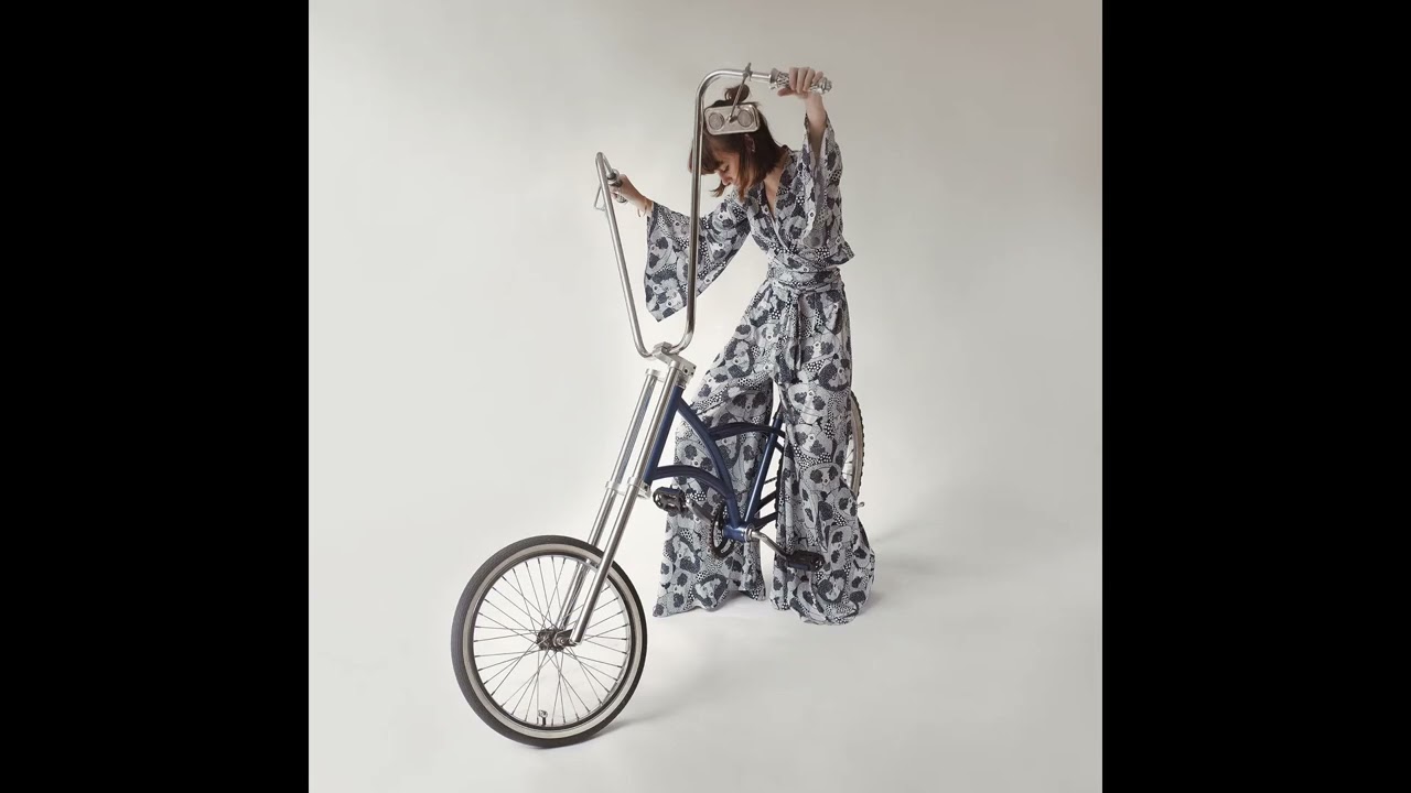 Faye Webster - I Know You (8D Audio)