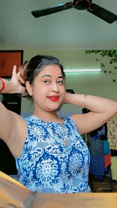 Beautiful Desi Armpit girl Showing her sweat tasty Armpit #armpit #axilas #aisselles