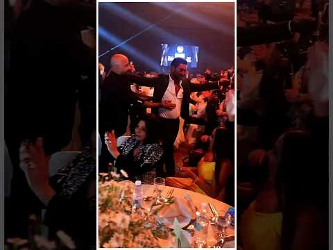 المطرب احمد سعد يرحب بالفنان محمد سعد فى مهرجان تكريم