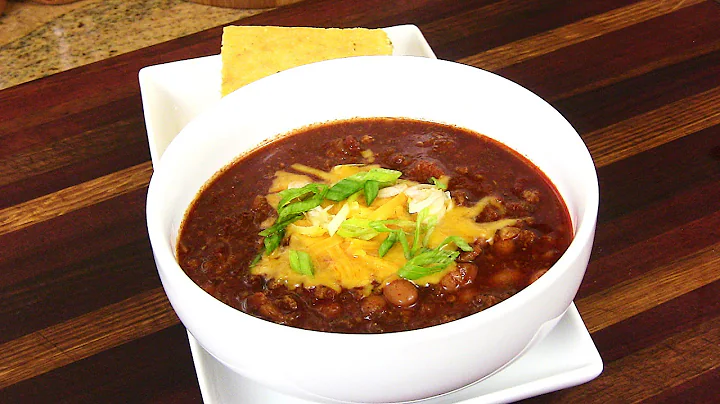 CROCKPOT TURKEY CHILI RECIPE | Cooking With Carolyn