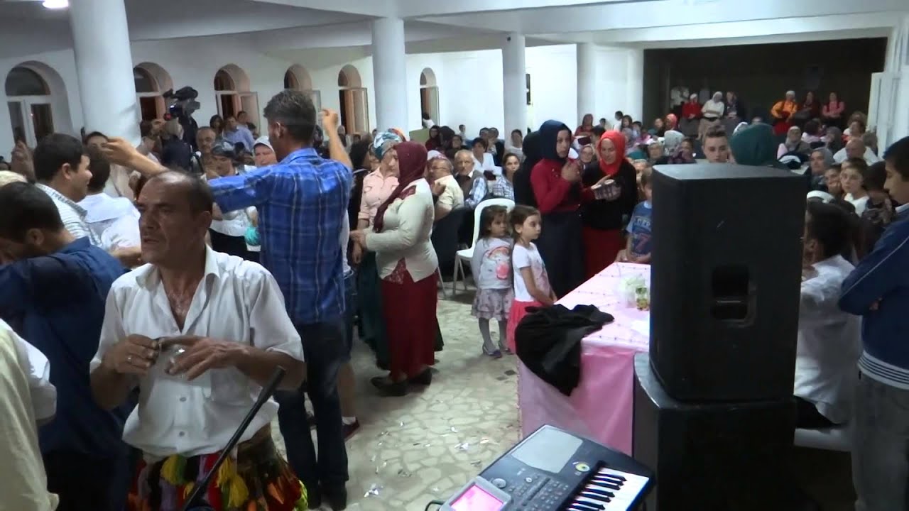 Kastamonu Şenpazar Kuztekke Muhtarı Emrah Dügünü Kemaneci Mustafa