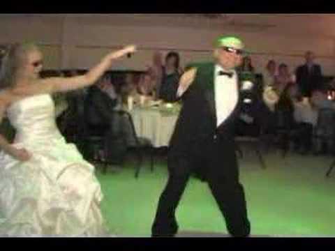 Re: Funny Father/Daughter Dance - "Soulja Boy Crank That"