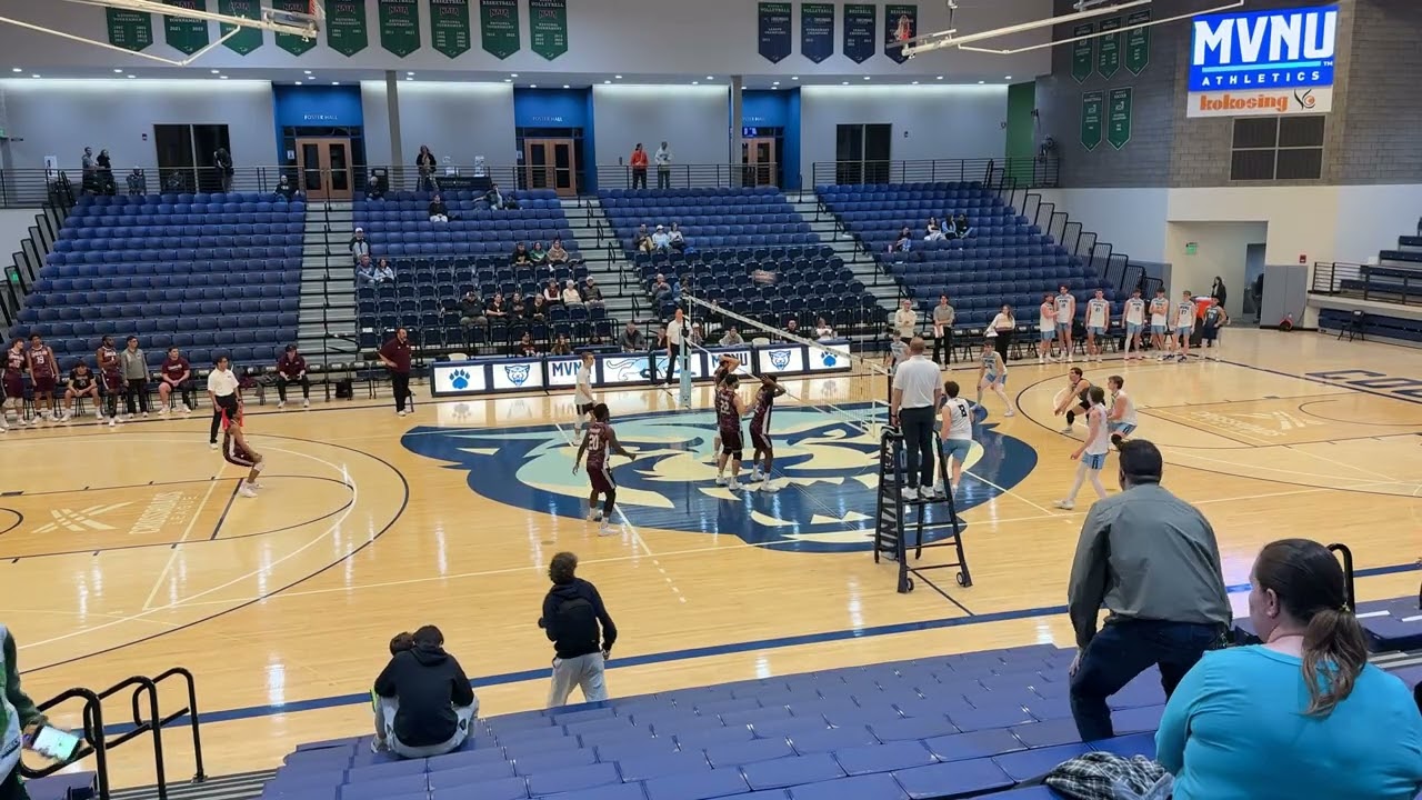 Mount Vernon Nazarene vs Cumberland Set 4