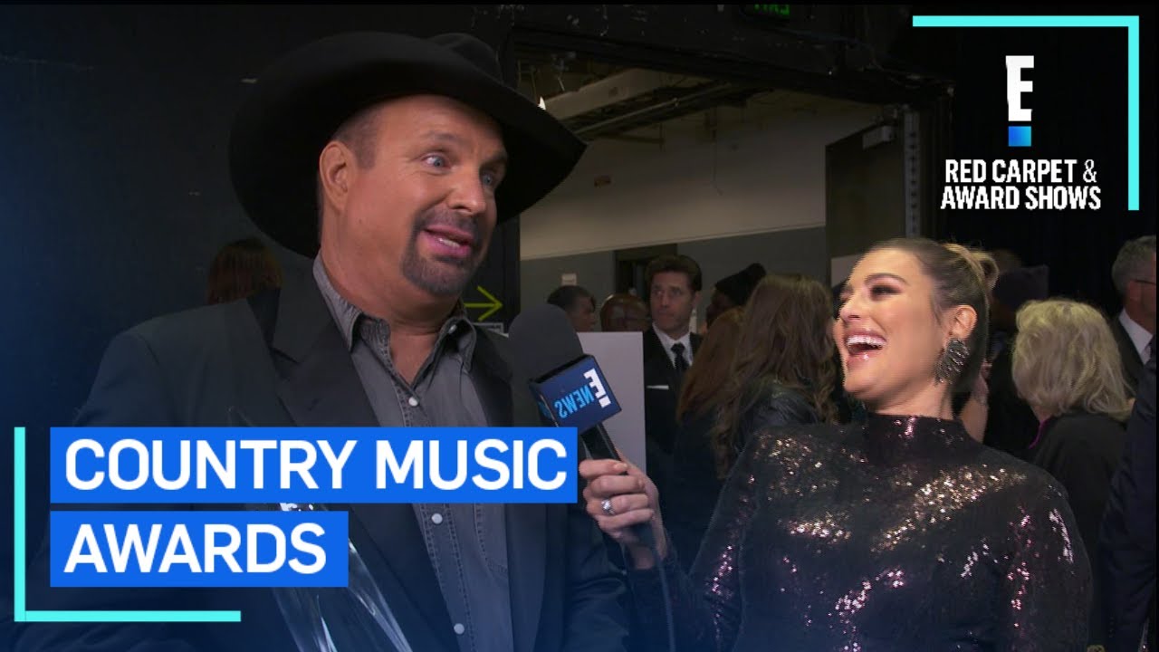 Garth Brooks Praises Other Entertainers After CMA Awards Win