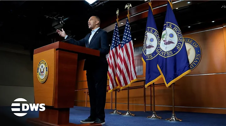 Hakeem Jeffries BLASTS Trump & Republicans Over 28-Day Government Shutdown | Urgent Briefing | AC15