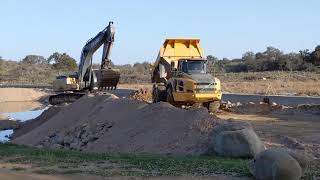 SOFT VIDEO...LLANO RIVER DREDGING TEXAS screenshot 1