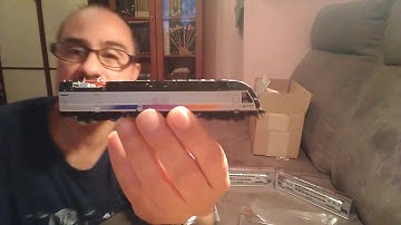 Unboxing my new N scale Atlas ALP-45DP NJ Transit locomotive and 2 multi level coaches