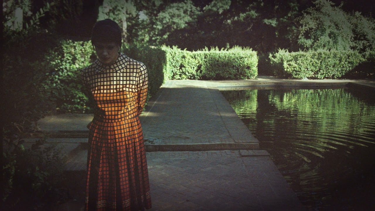 bilateral stimulation - lisa in the garden