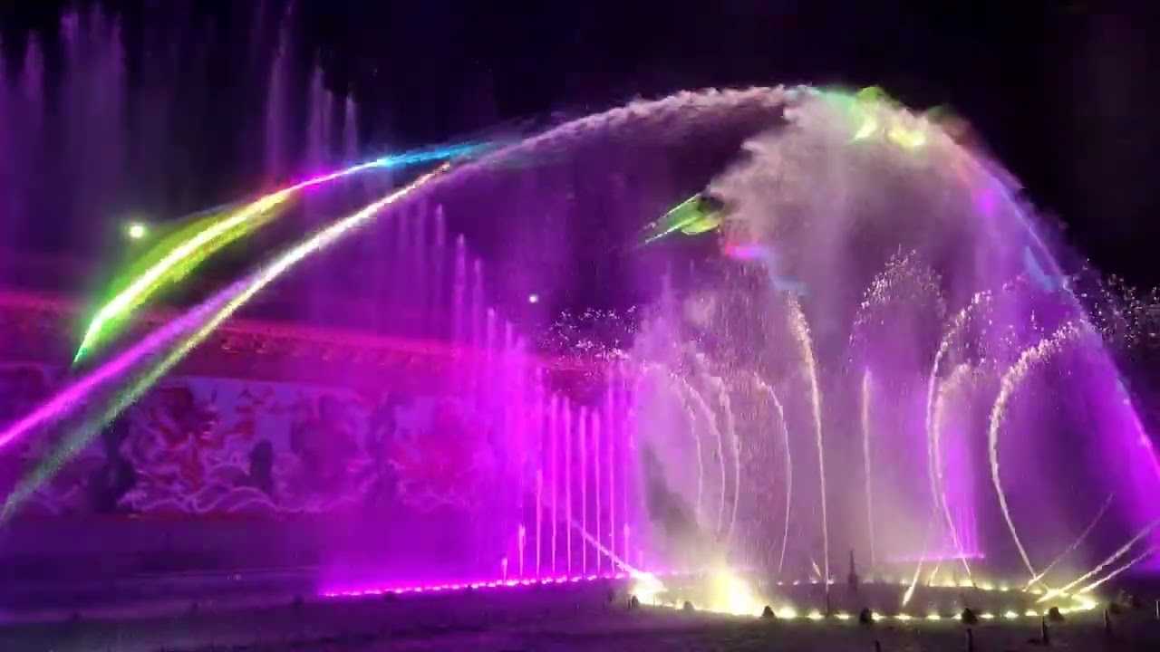The full  CNY2024 Music Water Show (with rough cuts between) at Tokong Si Thian Kong 西天宮