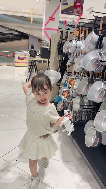 Kerandoman Bocil Di Mall #shorts #lucu #video - Elsha Family
