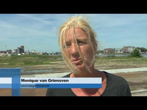 Woonwagenbewoners 's nachts  verhuisd in Dordrecht