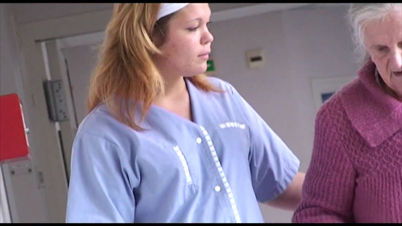 Services aux personnes : les personnes âgées